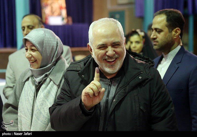 تصاویر ، کدام مسئولان خانوادگی رای دادند؟ ، از داماد و دختر تصاویر ، کدام مسئولان خانوادگی رای دادند؟ ، از داماد و دختر رئیس جمهور تا حضور خانوادگی واعظی و ظریف